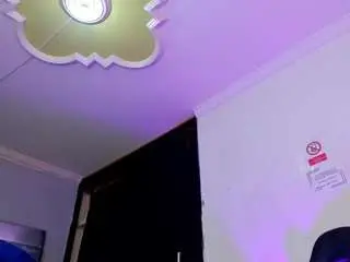 tessa-mancini from camsoda