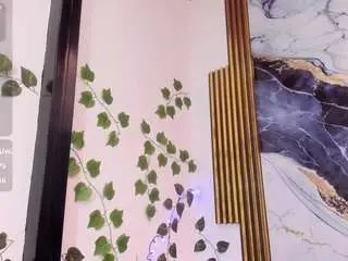 brittanyy20 from camsoda