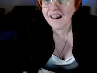 Camsoda Free Live Porn of curvyjoanna