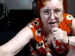 Camsoda Live Porn of curvyjoanna