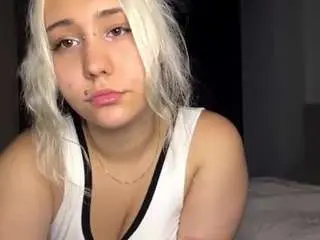 Camsoda Watch Live Sex Cams of isabellaashbrook