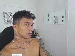 Camsoda Best Webcam of leonardprice1