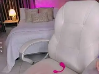 Camsoda Watch Live Sex Cams of sharick-noir