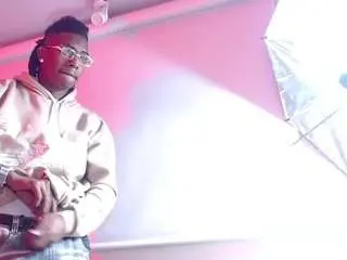 lili-and-breazer from camsoda