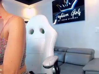 Camsoda Sex Cam of ana-ruiz