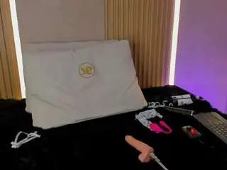 Camsoda Sex Chat of liah-cleir