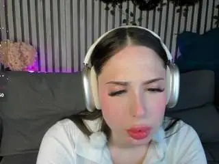 Camsoda Free Porn Cam of casta-grand