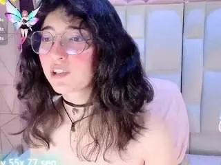 Camsoda Free Live Porn of saramartini19