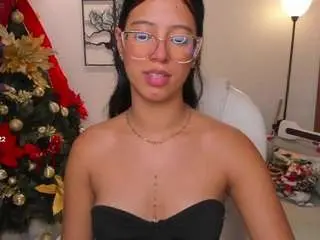 Camsoda Adult Webcam of raven-stonee