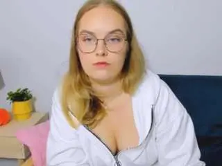 Camsoda Best live sex cam show of alicejuicy