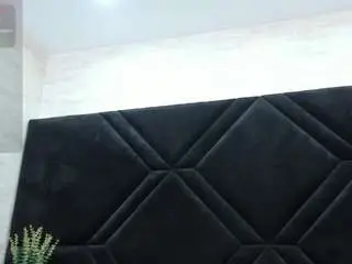 Camsoda Nude Webcam of cristallrose69