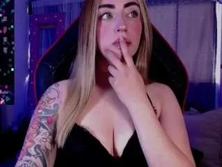 Camsoda Adult Webcams of kinky-doll