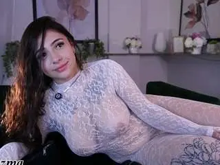 zoe-cruz21 from camsoda