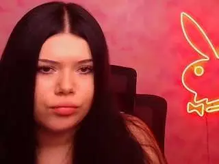 Camsoda Nude Webcam of camillaswannn