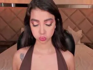 valeriavelvet from camsoda