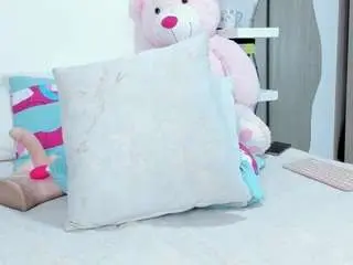 Camsoda Adult Video Chat of queen-antonella-oficial