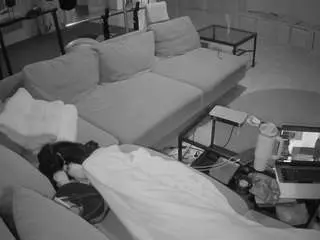 Camsoda Private Sex Chat of voyeurcam-julmodels-living-3