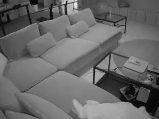 Camsoda Nude Webcam of voyeurcam-julmodels-living-3