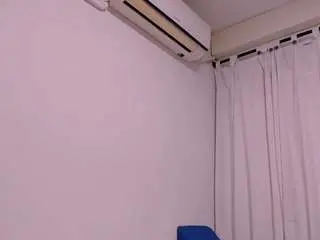 Camsoda Free Live Porn of sarenluxx