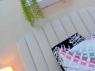 Camsoda Private Sex Chat of mia-thompson-1