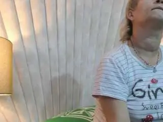 Camsoda Nude Webcam of jaadee1