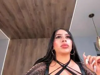 Camsoda Watch Live Sex Cams of leahlombardi