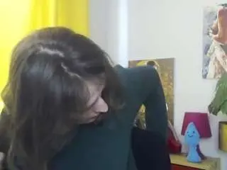 nadinesensual from camsoda