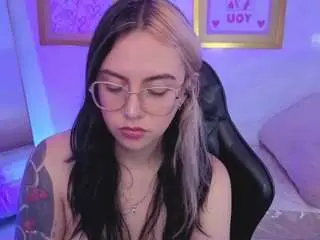 Camsoda Watch Live Sex Cams of hela-v