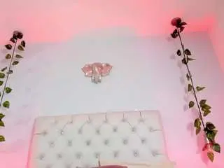 Camsoda Live Porn of isabella-flowers