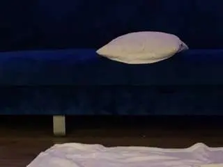 Camsoda Nude Webcam of blondie-muller