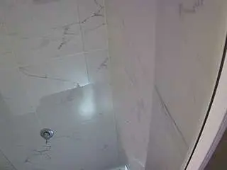 Camsoda Sex Chat of voyeurcam-casa-salsa-bathroom-11