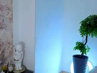 milayumi from camsoda