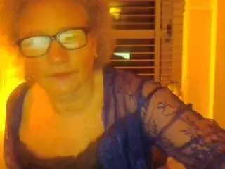 blondecougar from camsoda