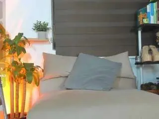 Camsoda Adult Webcams of saray-cum