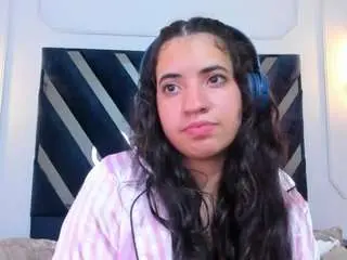 Camsoda Adult Webcams of madiisonmax