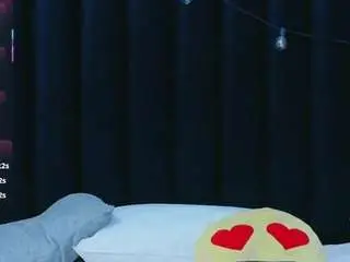 Camsoda Adult Webcam of hornybarelylegalgirl