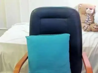 kuroren from camsoda