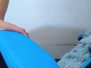 Camsoda Private Sex Chat of klylls-squirt