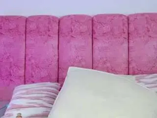 Camsoda Free Live Porn of emmacurvy