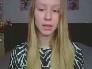 lilydevil12 from camsoda