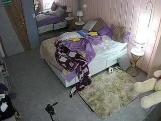 Camsoda Live Porn of voyeurcam-casa-salsa-bedroom-2