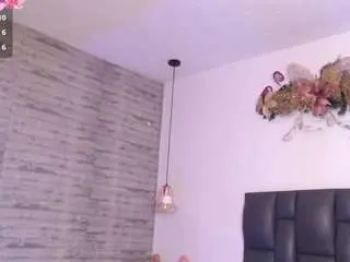 Camsoda Live Sex of tinnahottie