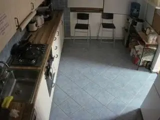 Camsoda Free Porn Cam of voyeurcam-julmodels-kitchen-2