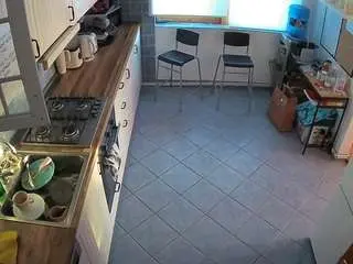 Camsoda Free Porn Cam of voyeurcam-julmodels-kitchen-2