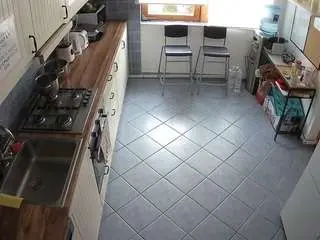 Camsoda Adult Webcam of voyeurcam-julmodels-kitchen-2