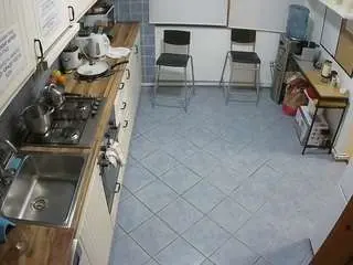 Camsoda Nude Webcam of voyeurcam-julmodels-kitchen-2