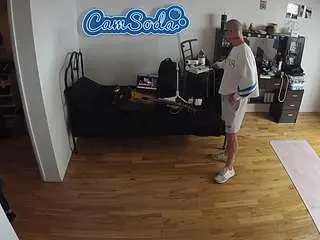 Camsoda Adult Webcam of voyeurcam-celticiron-02