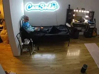 Camsoda Adult Webcam of voyeurcam-celticiron-02