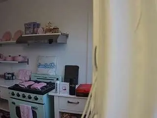 Camsoda Free Porn Cam of voyeurcam-celticiron-02