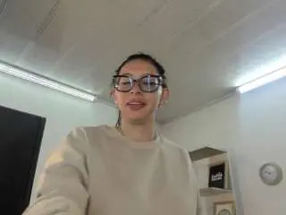 katty-mouth from camsoda